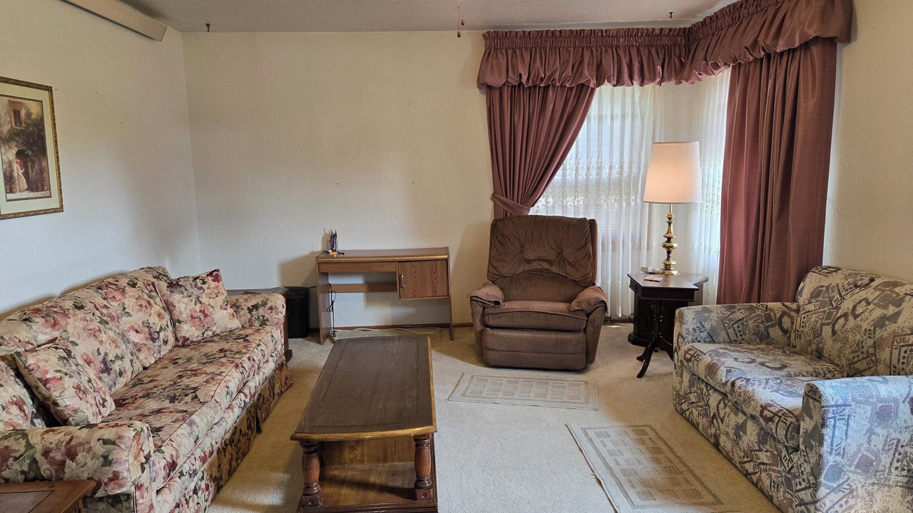 Photo of Livingroom in Esmond