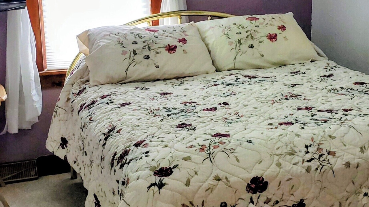 Photo of Bedroom in Esmond