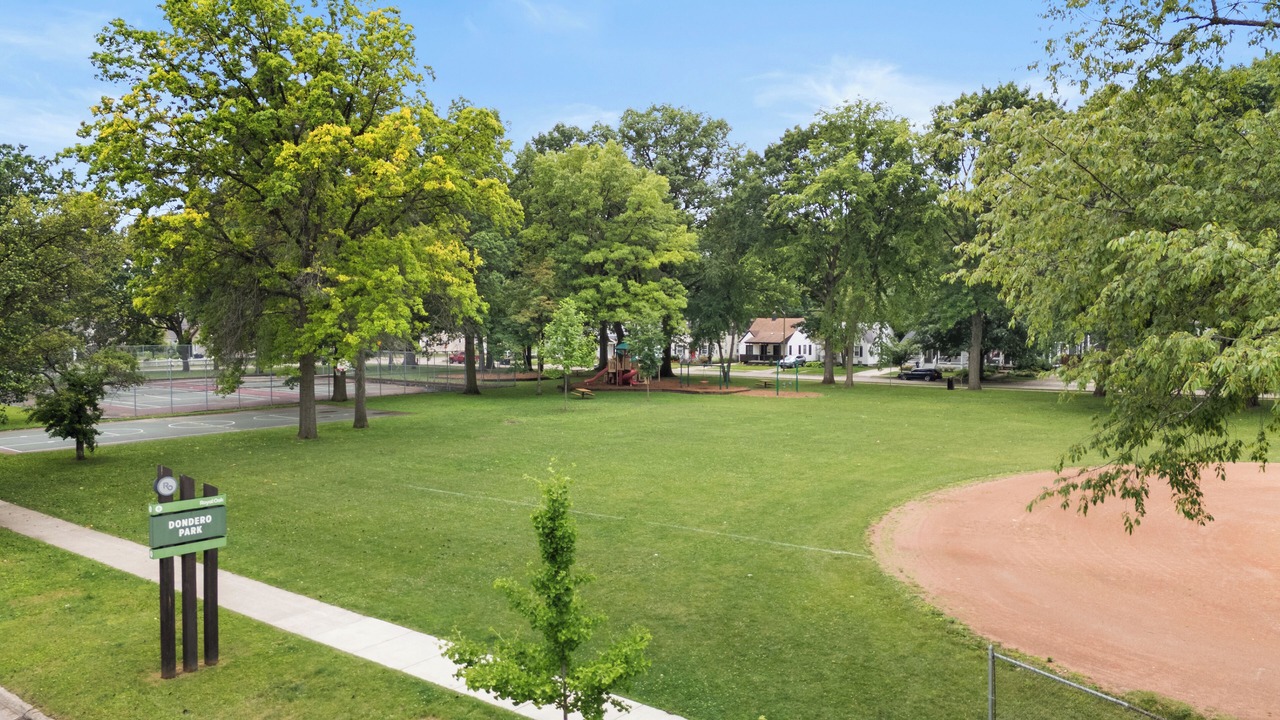 Photo of Others in Royal Oak