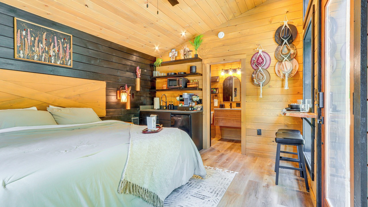 Photo of Bedroom in Athol