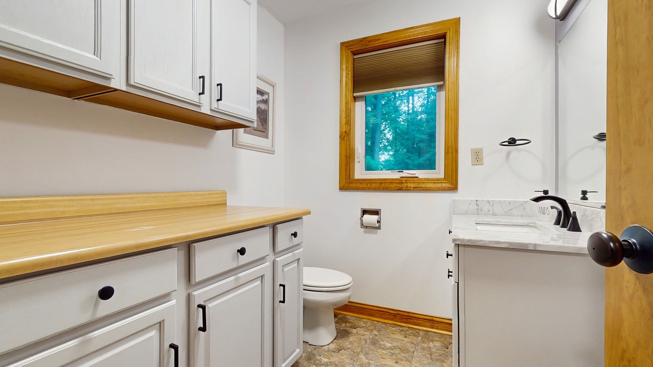 Photo of Bathroom in Shorewood-Tower Hills-Harbert