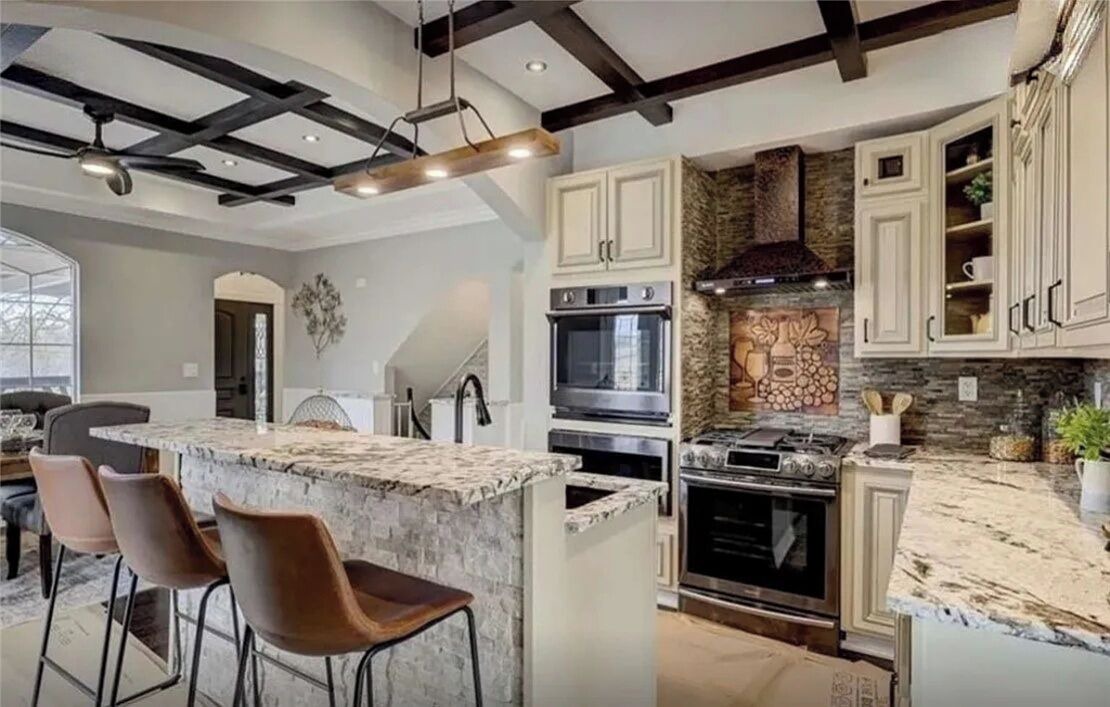Photo of Kitchen in Bairdford