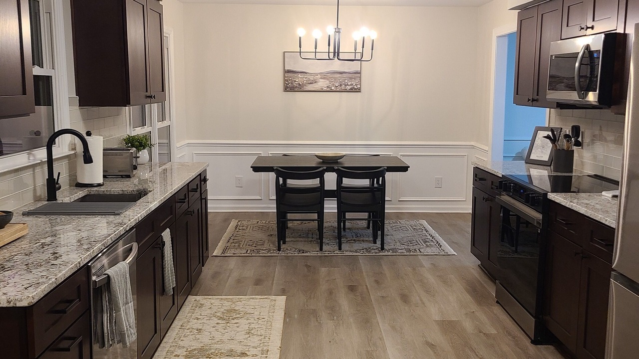Photo of Kitchen in Piper Glen Estates