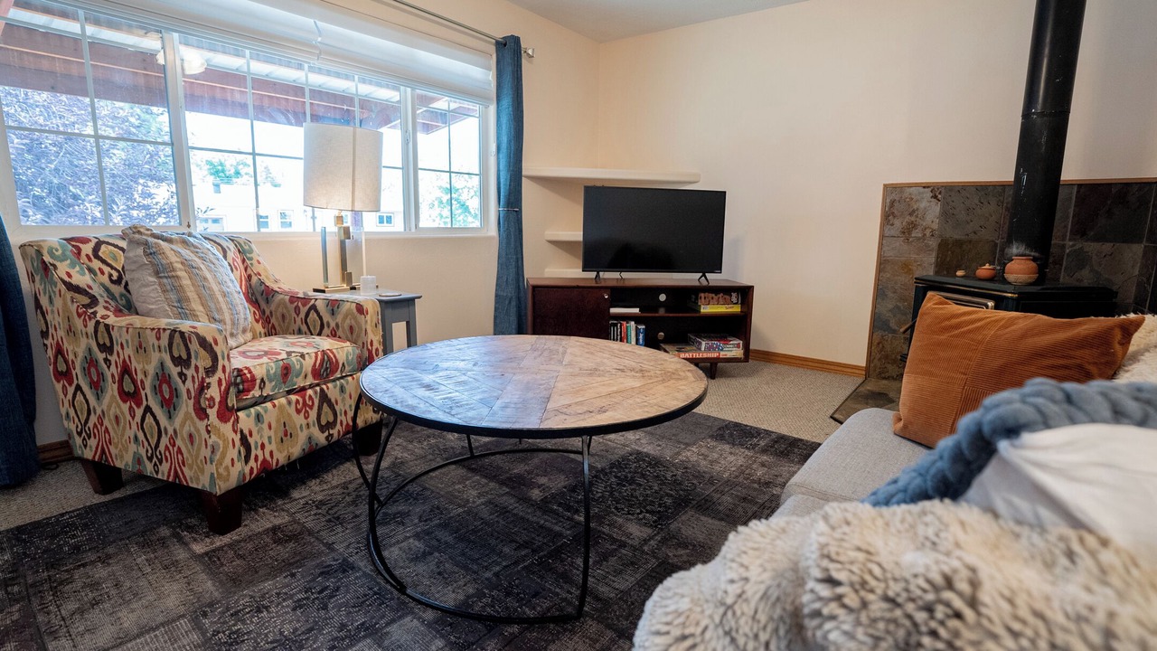Photo of Livingroom in Lander
