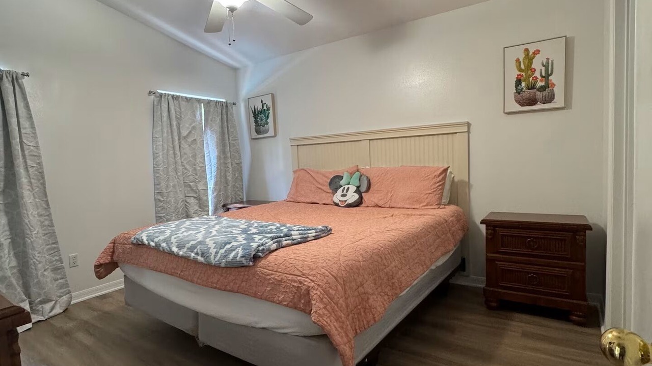 Photo of Bedroom in Sandy Ridge