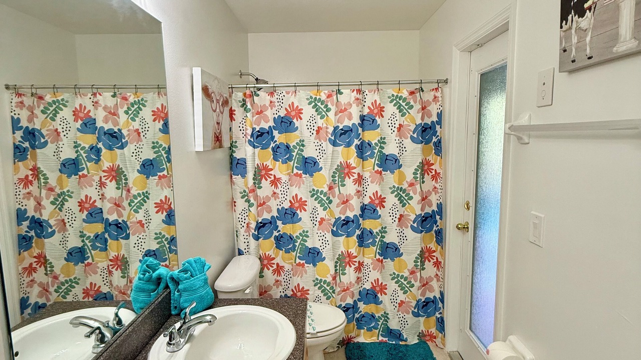 Photo of Bathroom in Sandy Ridge
