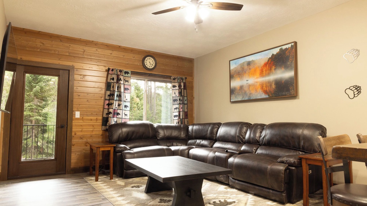 Photo of Bedroom in Cooke City-Silver Gate
