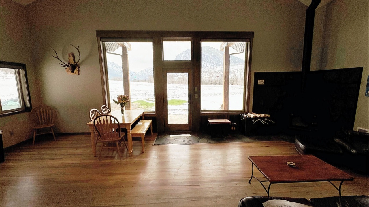 Photo of Livingroom in Roscoe