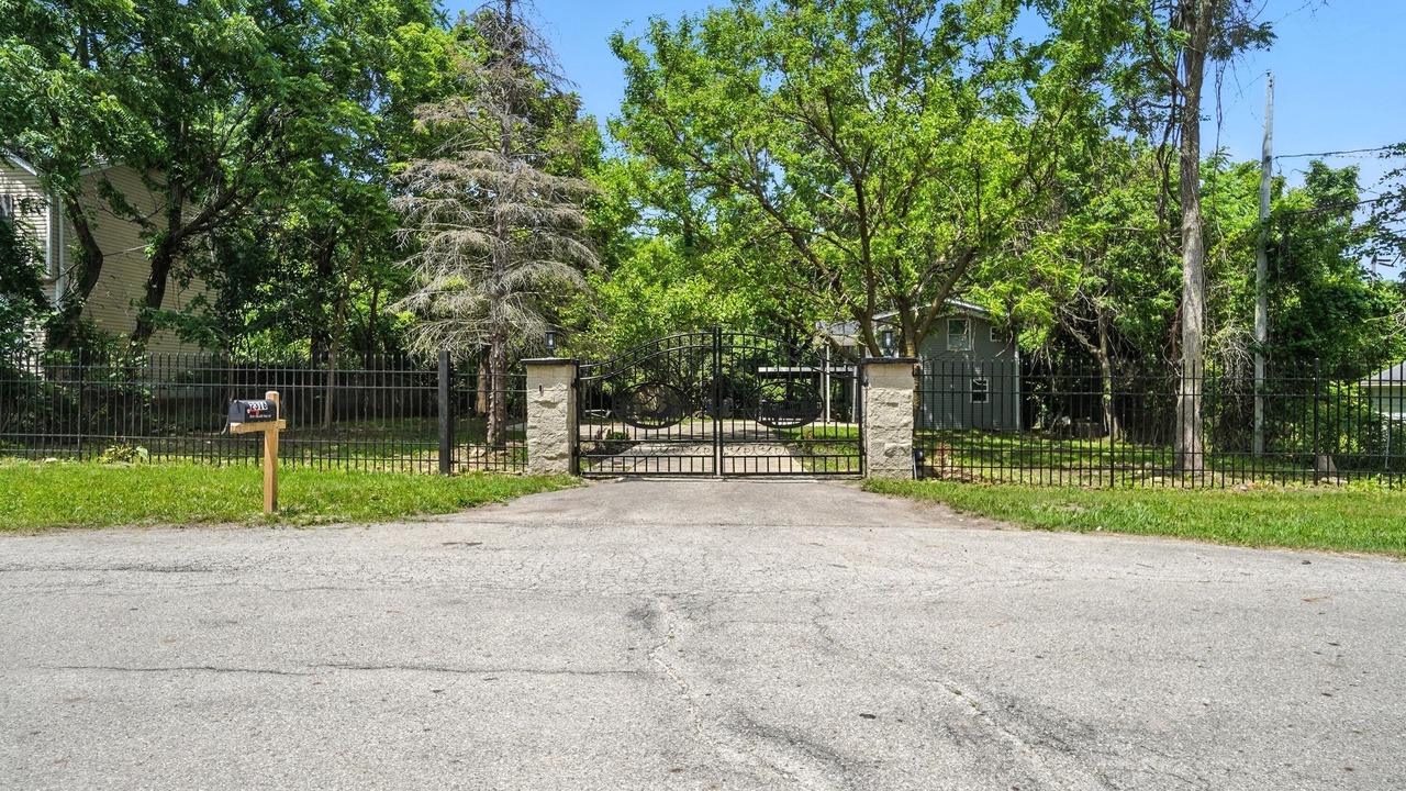 Photo of Outdoor in Northeast Columbus