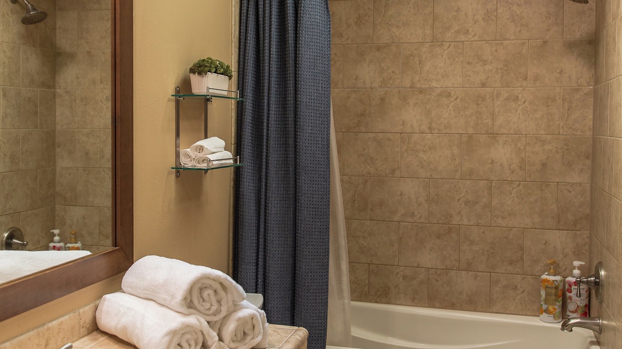 Photo of Bathroom in Rimrock