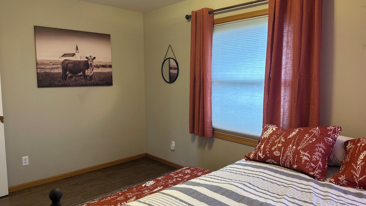 Photo of Bedroom in Broadwater County