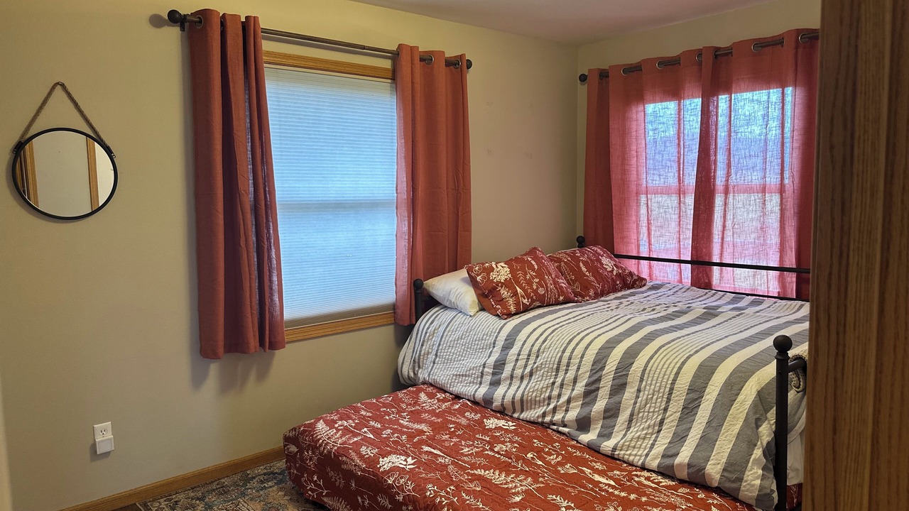 Photo of Bedroom in Broadwater County