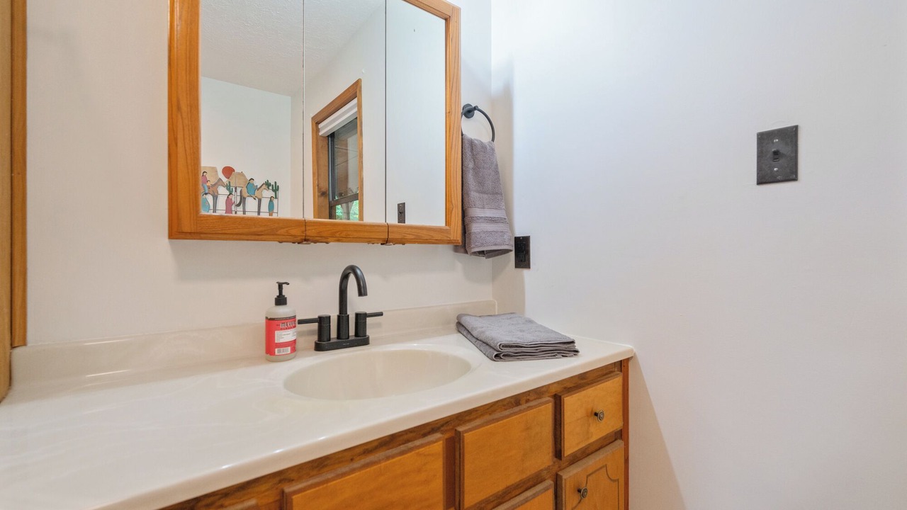 Photo of Bathroom in Idlewild