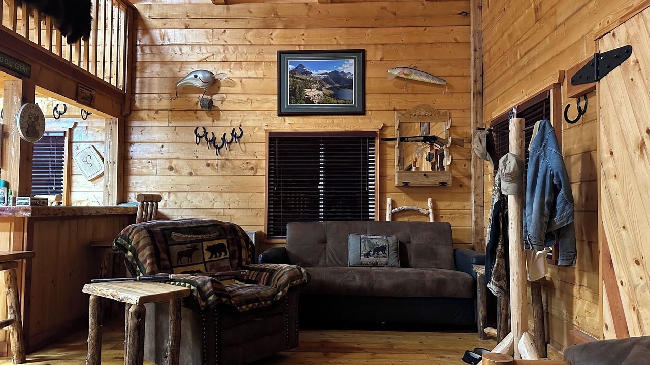 Photo of Livingroom in Polebridge