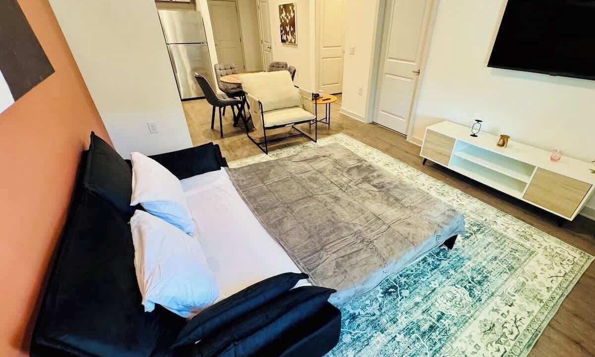 Photo of Bedroom in Bay Lake