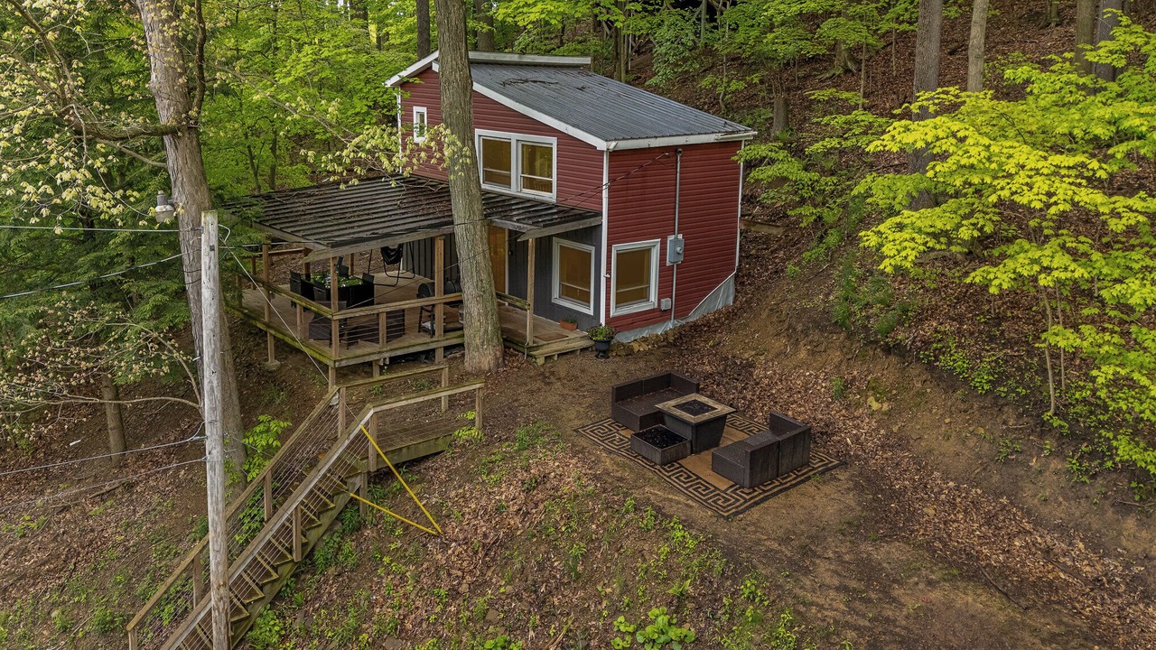 Photo of Outdoor in Perrysville