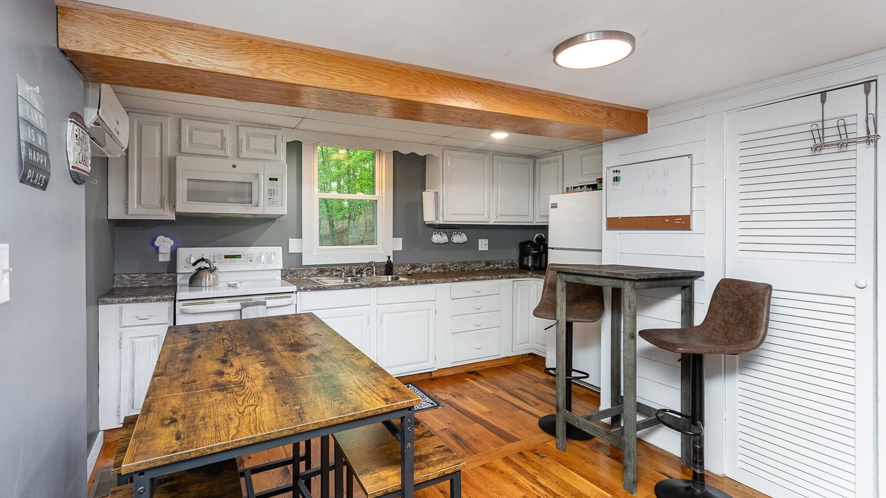 Photo of Kitchen in Perrysville