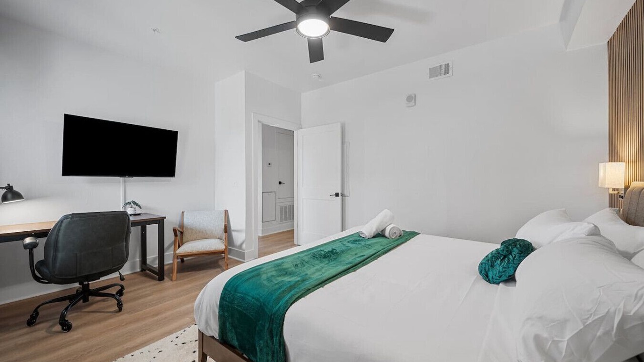 Photo of Bedroom in Shadyside