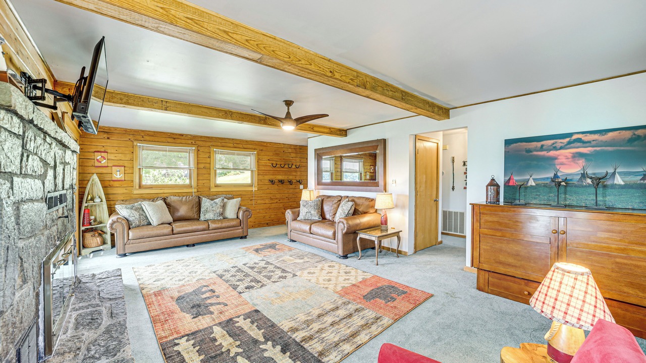 Photo of Bedroom in Mayes County