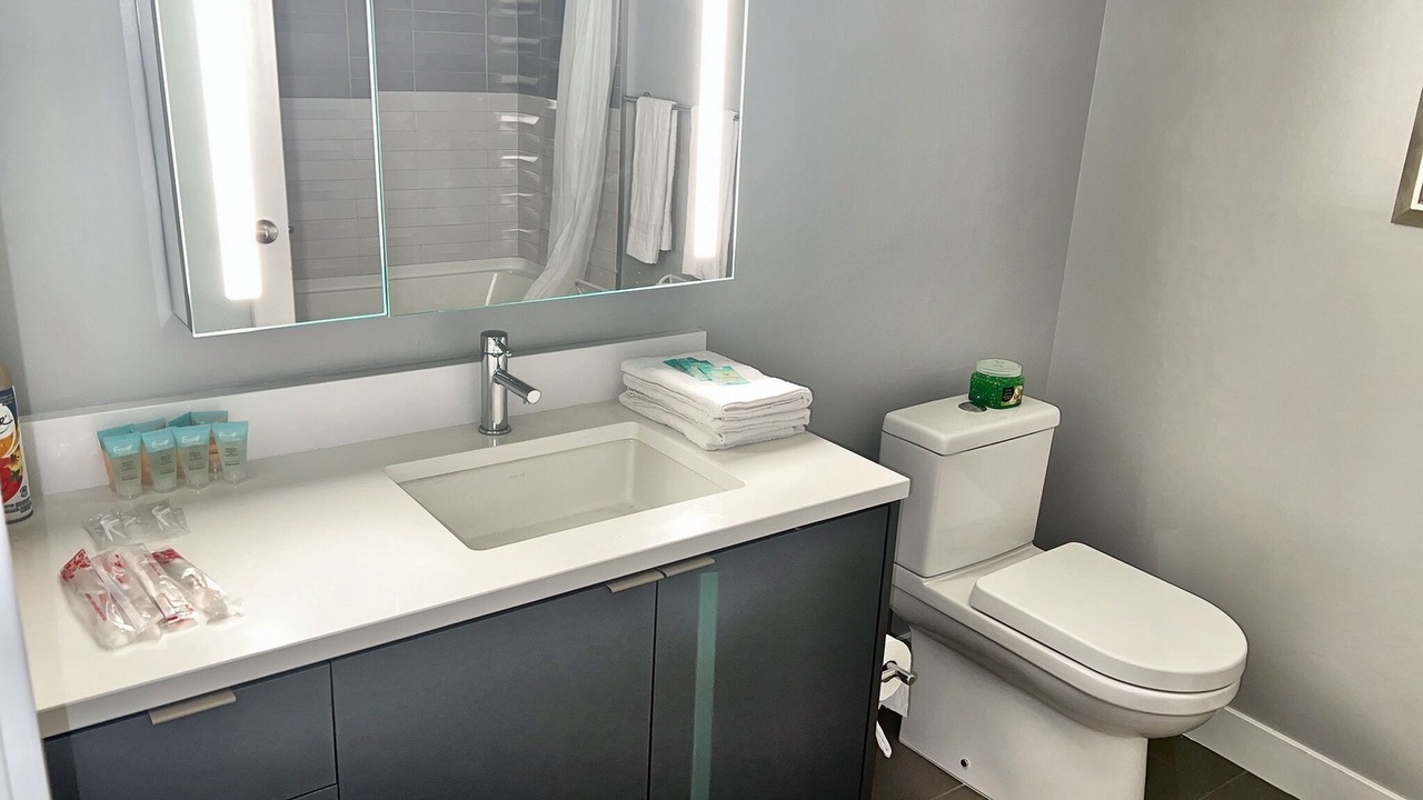 Photo of Bathroom in Fairfax District