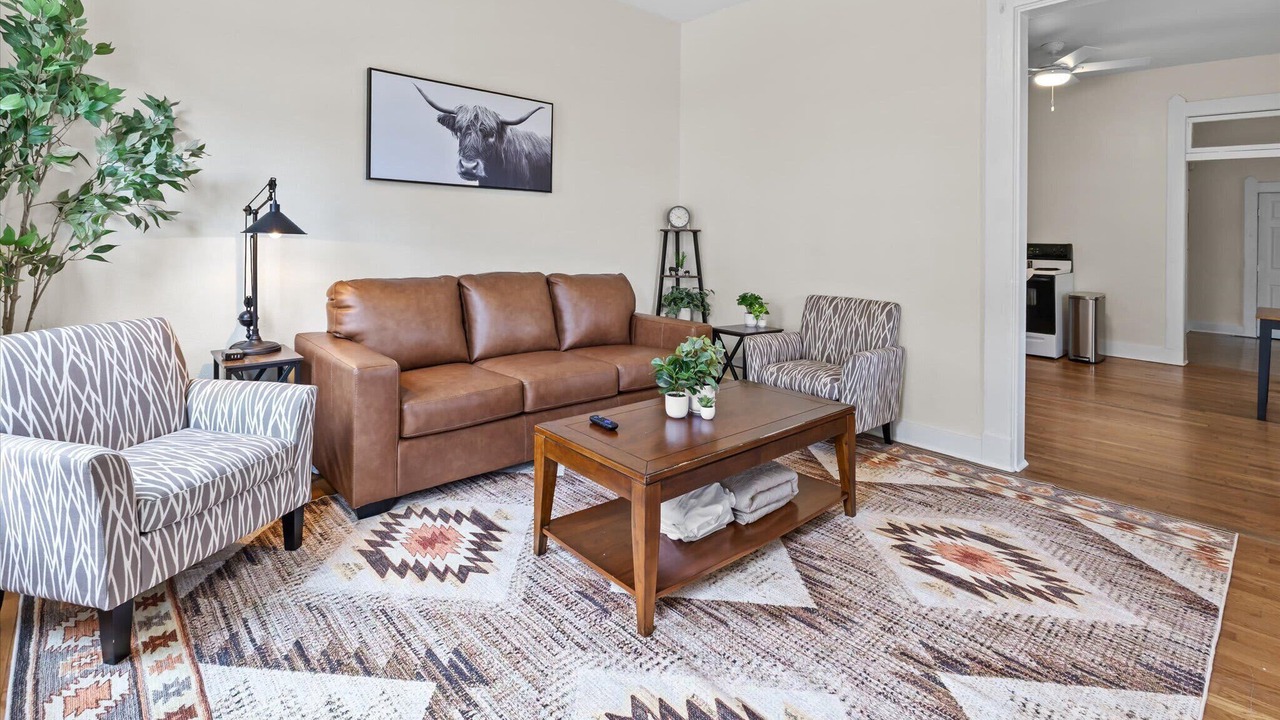 Photo of Livingroom in Holy Cross