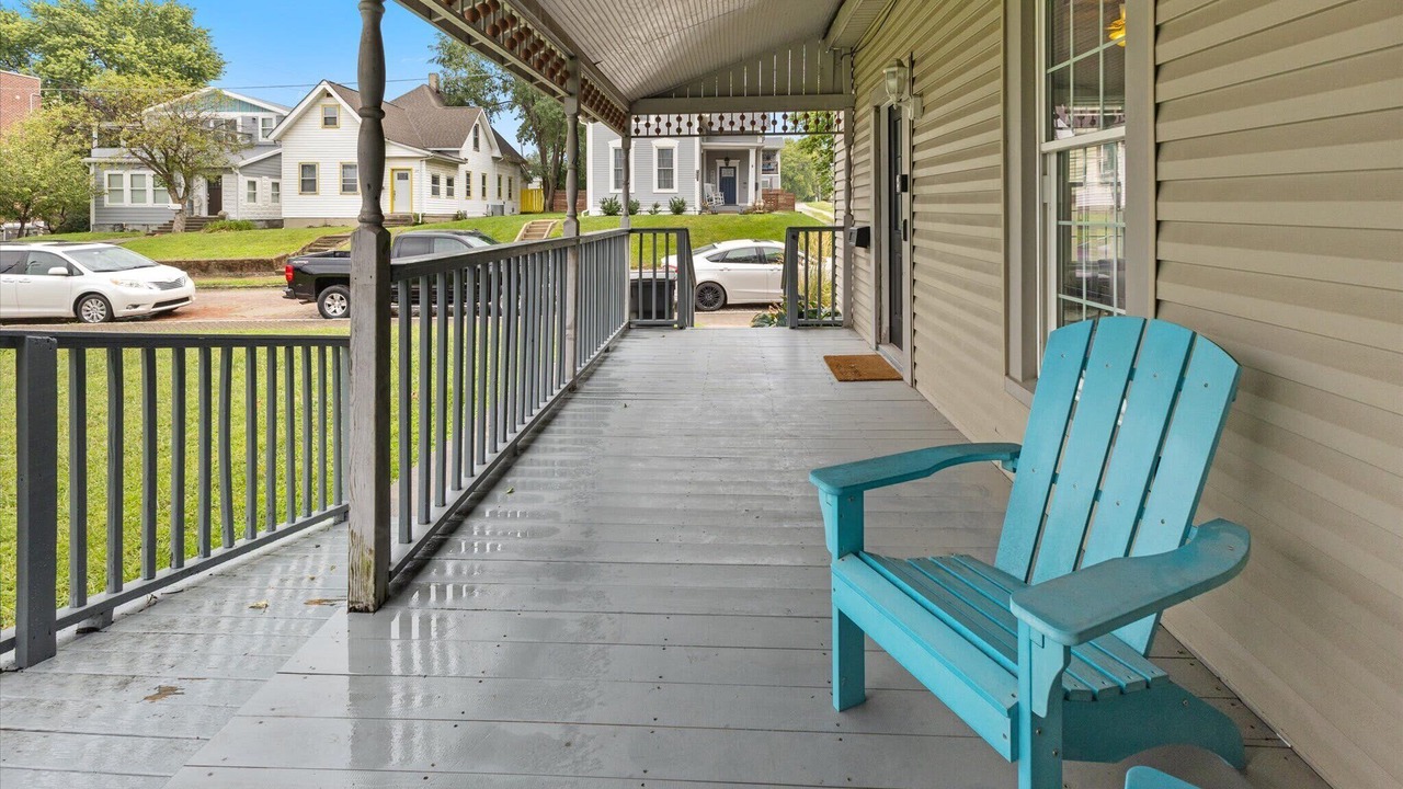 Photo of Patio Balcony in Holy Cross