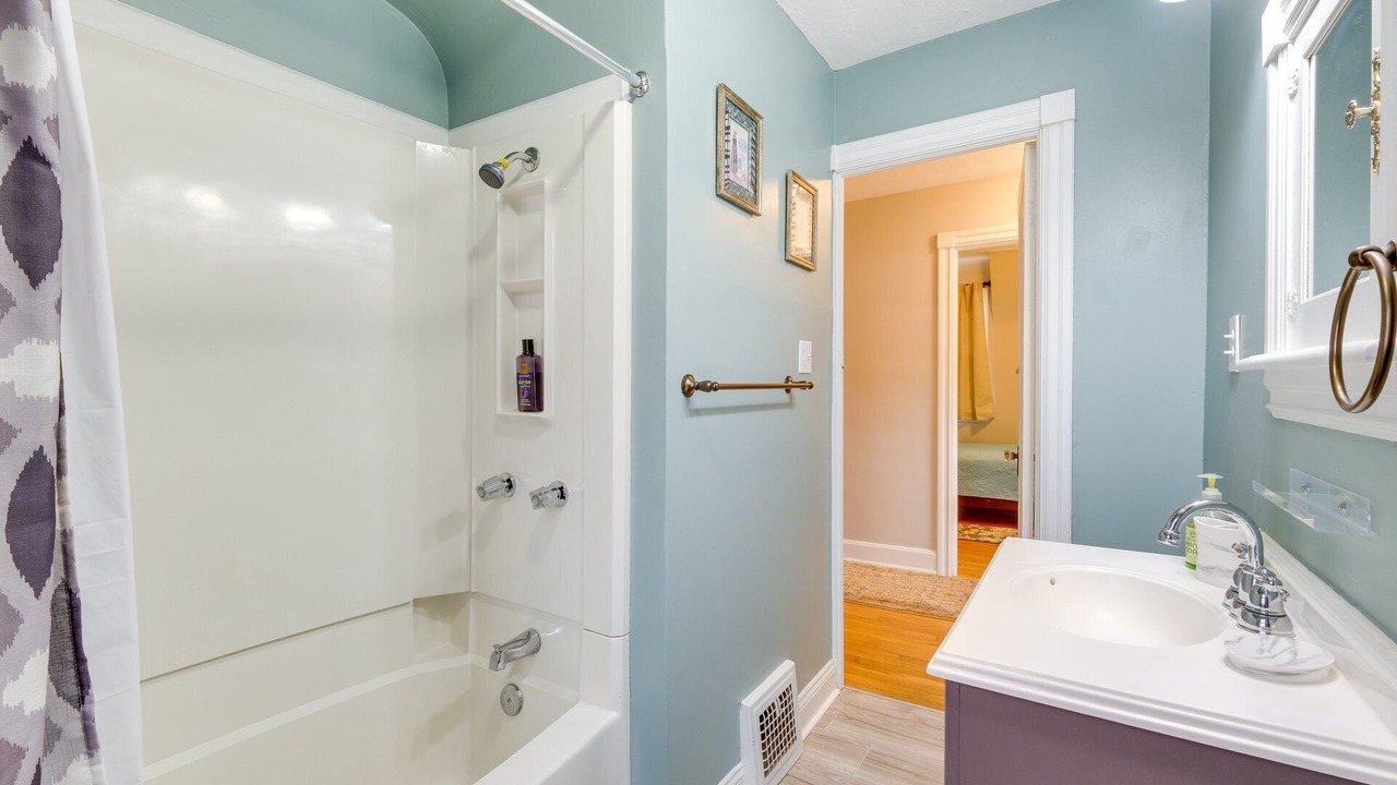 Photo of Bathroom in Garfield Heights