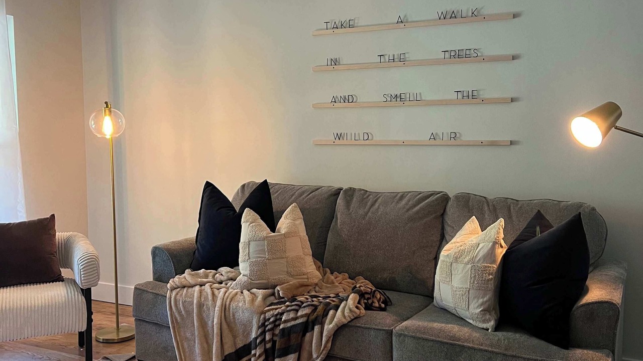 Photo of Livingroom in Logan