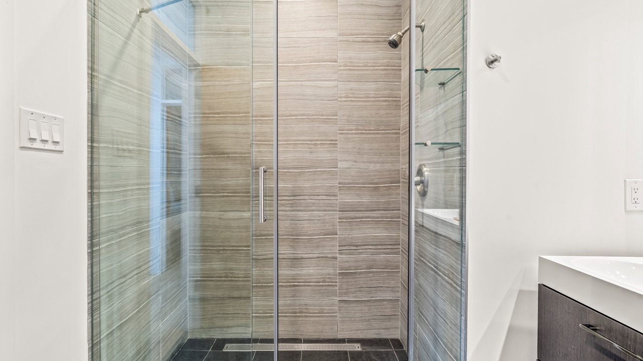 Photo of Bathroom in Poplar