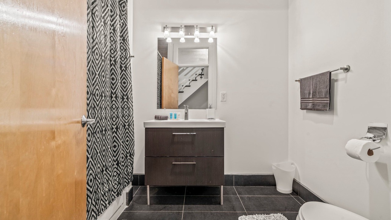 Photo of Bathroom in Poplar