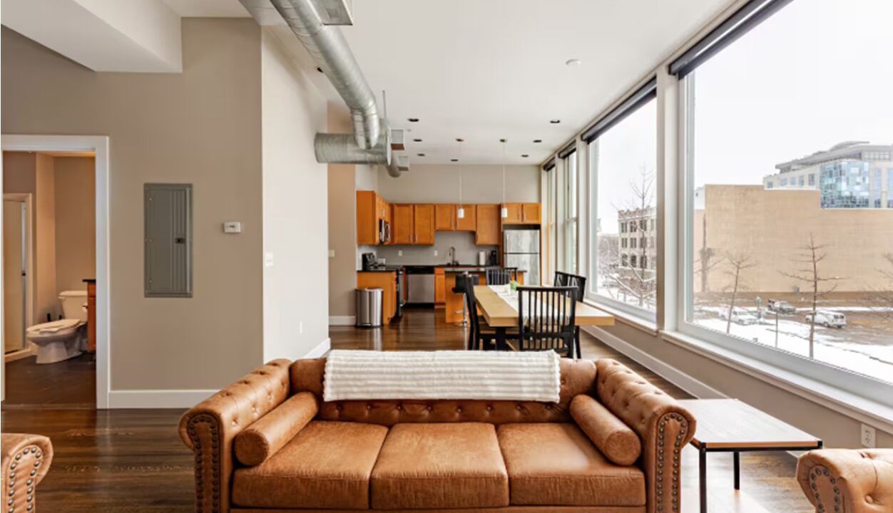 Photo of Livingroom in Wholesale District