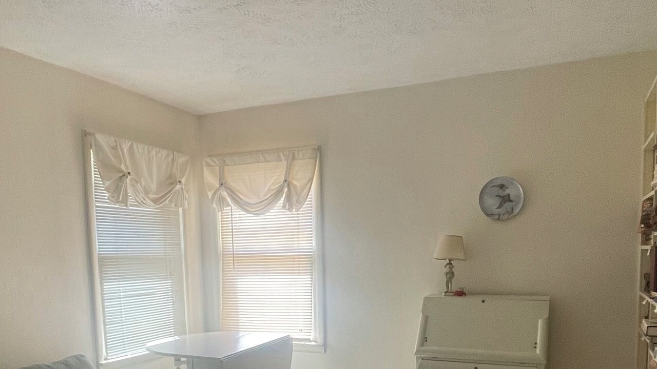 Photo of Livingroom in Troy