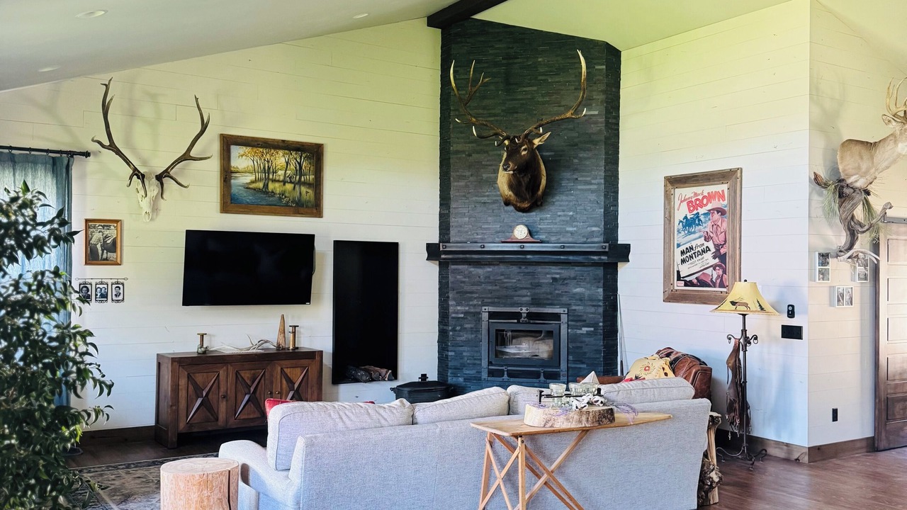 Photo of Livingroom in Gardiner