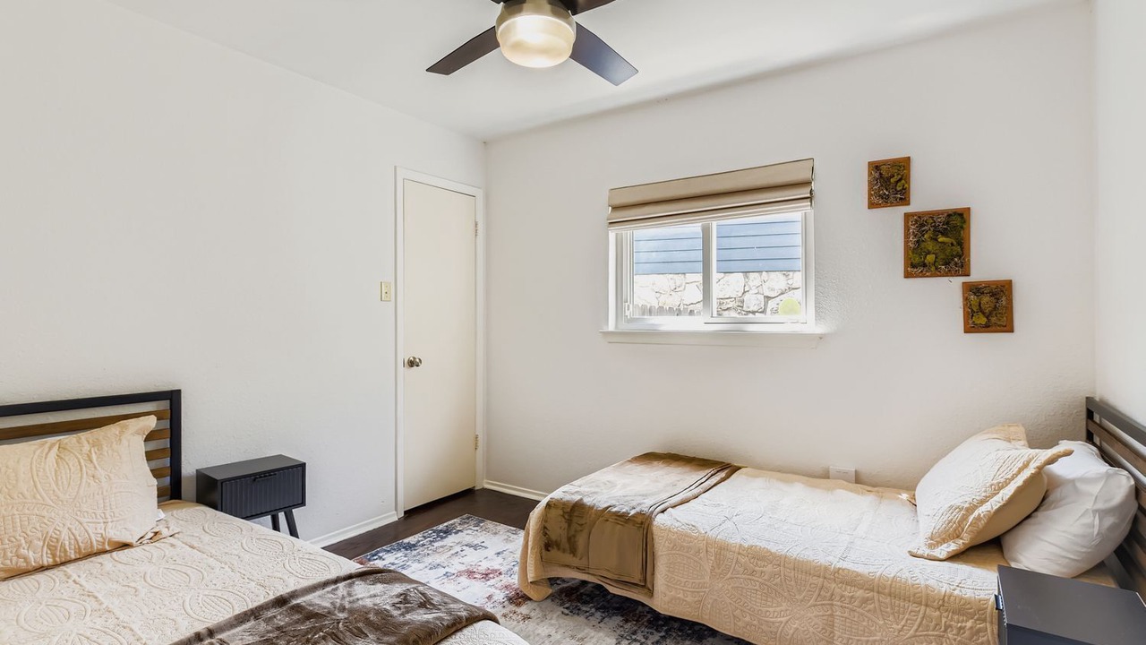 Photo of Bedroom in East Oak Hill