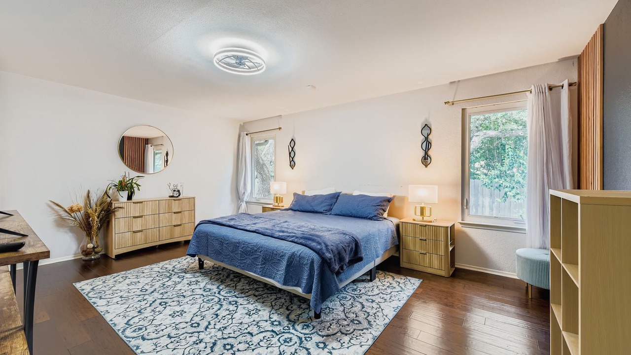 Photo of Bedroom in East Oak Hill