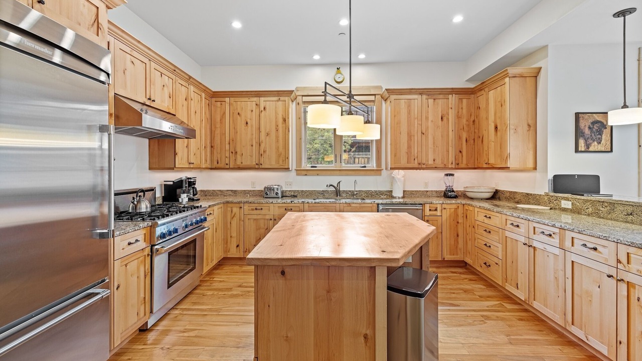 Photo of Kitchen in Big Sky