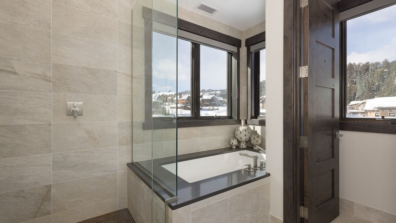 Photo of Bathroom in Spanish Peaks