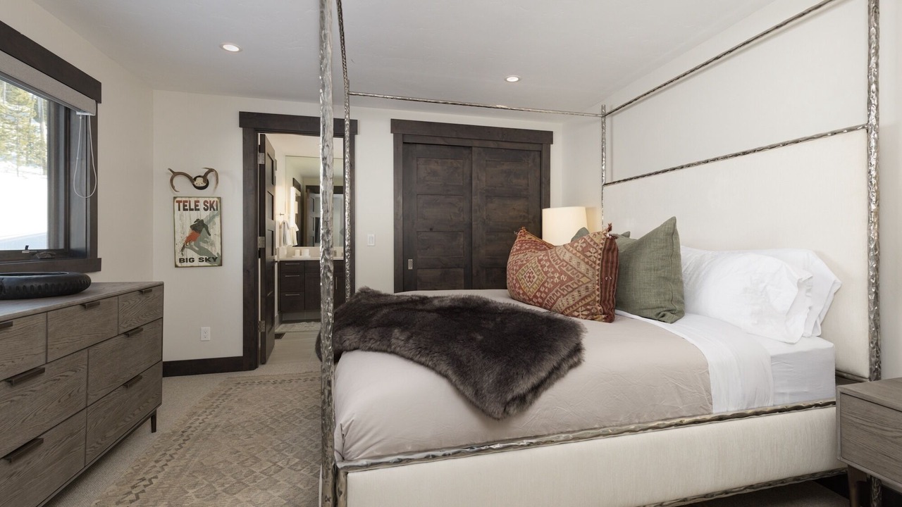 Photo of Bedroom in Spanish Peaks