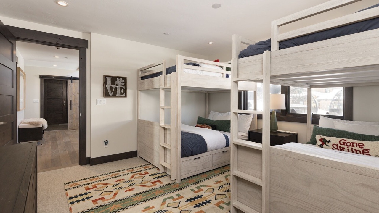 Photo of Bedroom in Spanish Peaks