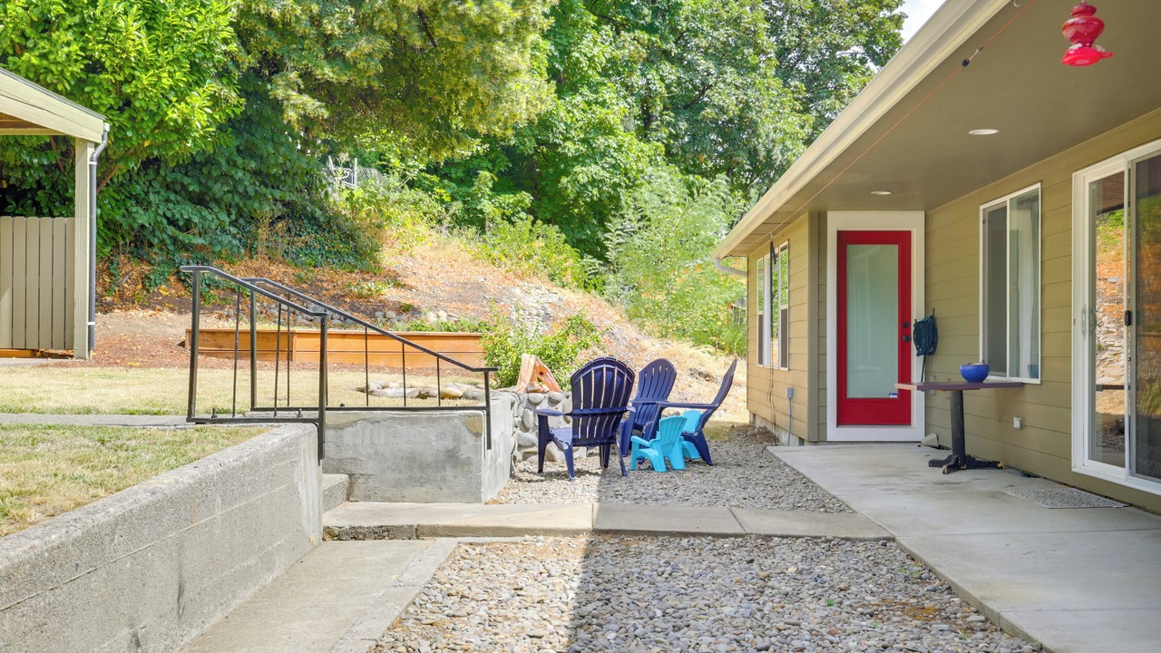 Photo of Patio Balcony in Mill City