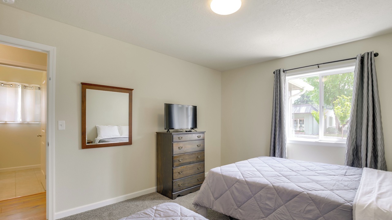 Photo of Bedroom in Mill City