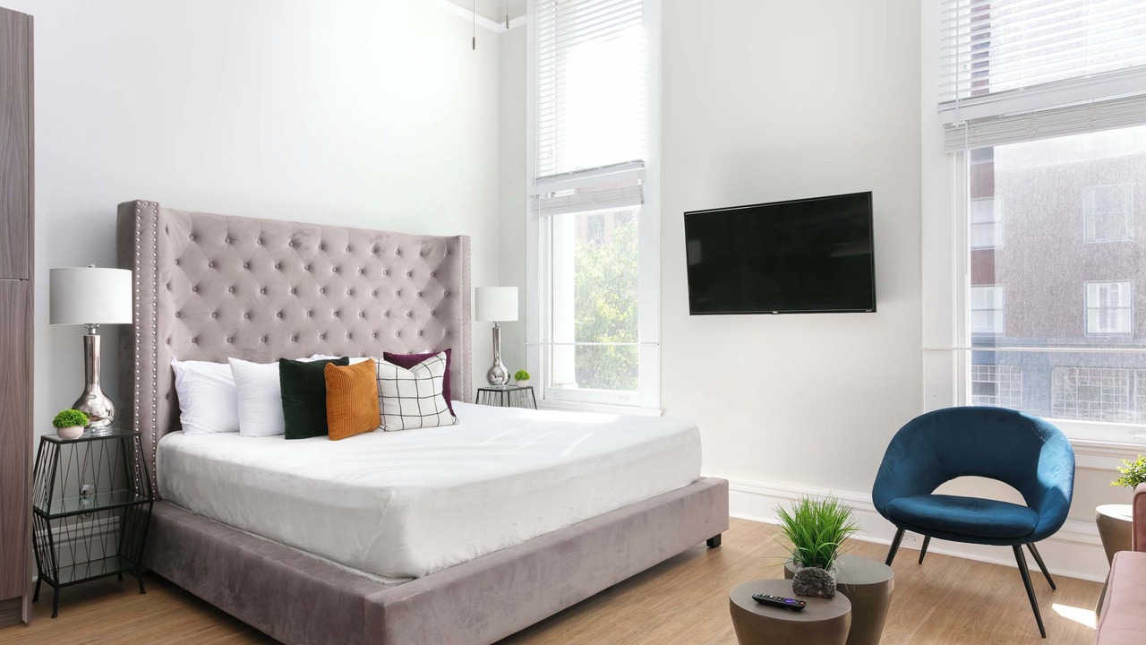 Photo of Bedroom in Gaslamp Quarter
