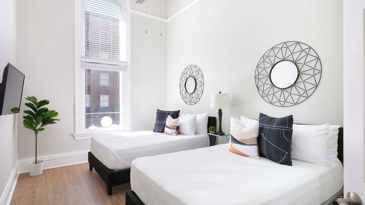 Photo of Bedroom in Gaslamp Quarter