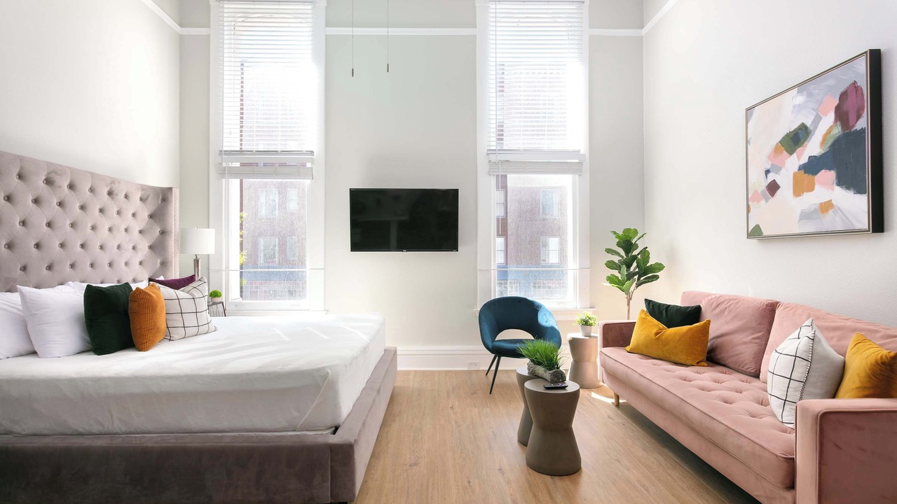 Photo of Bedroom in Gaslamp Quarter