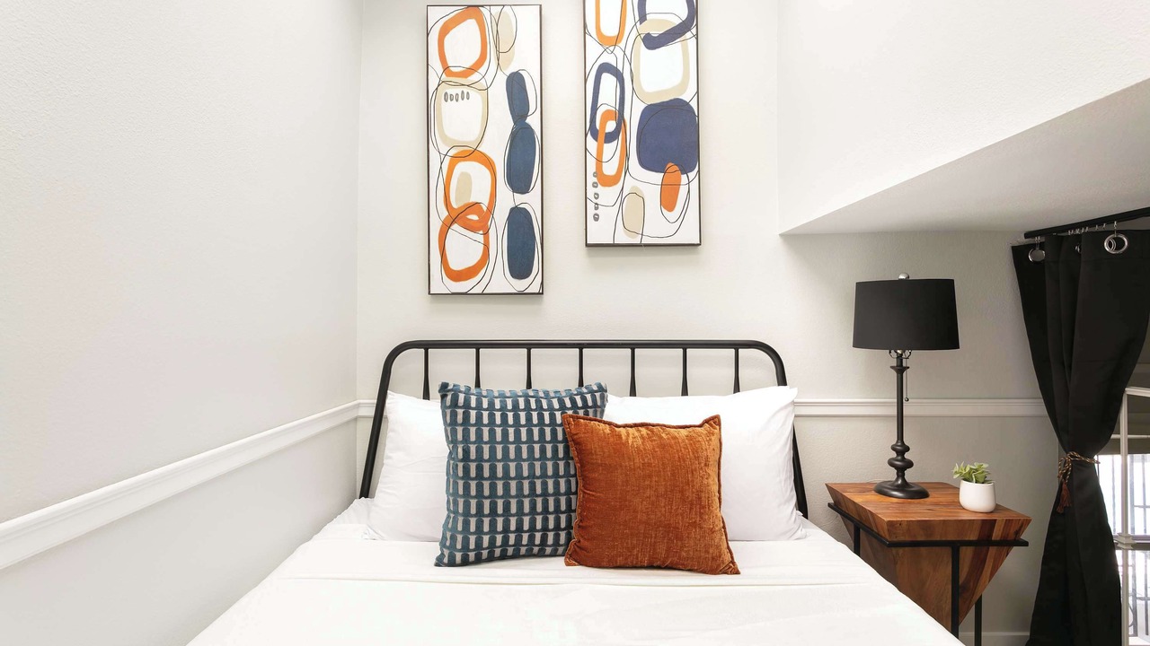 Photo of Bedroom in Gaslamp Quarter