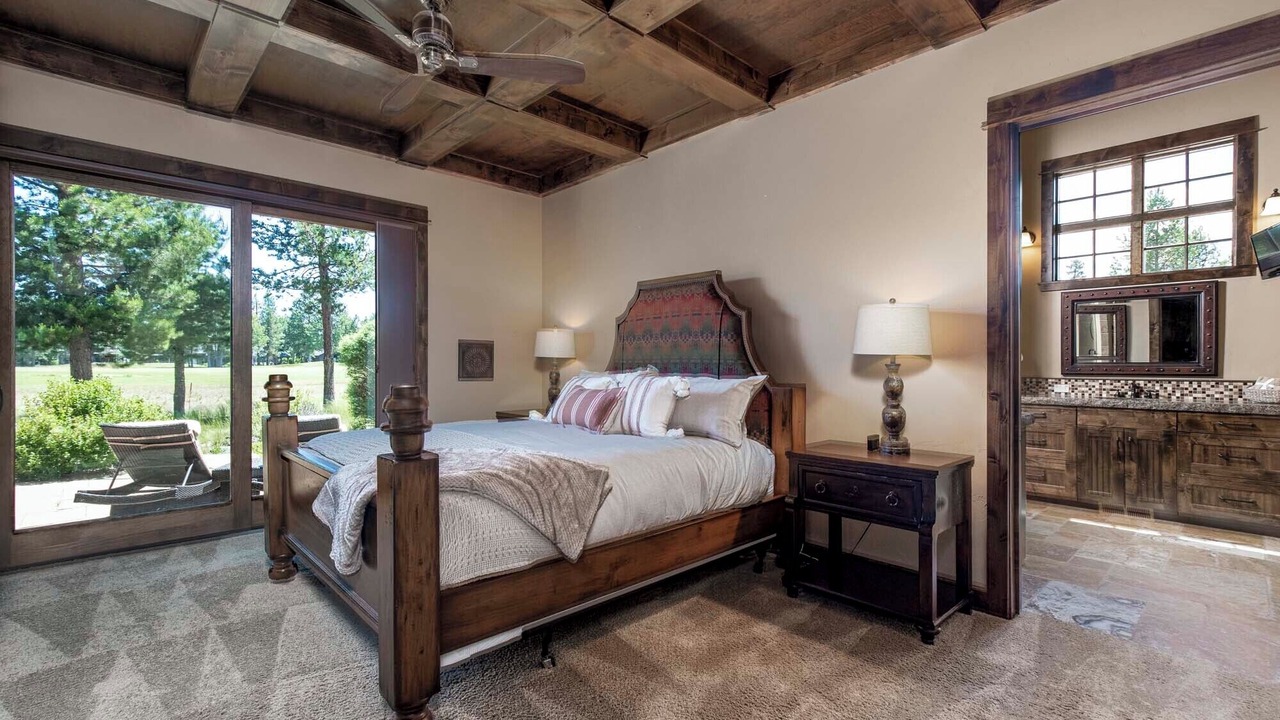 Photo of Bedroom in Sunriver