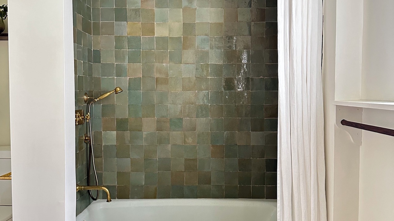 Photo of Bathroom in Adams Hill