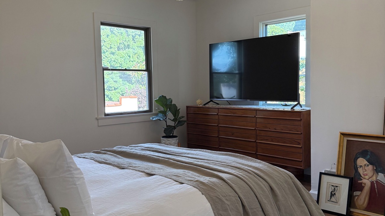 Photo of Bedroom in Adams Hill