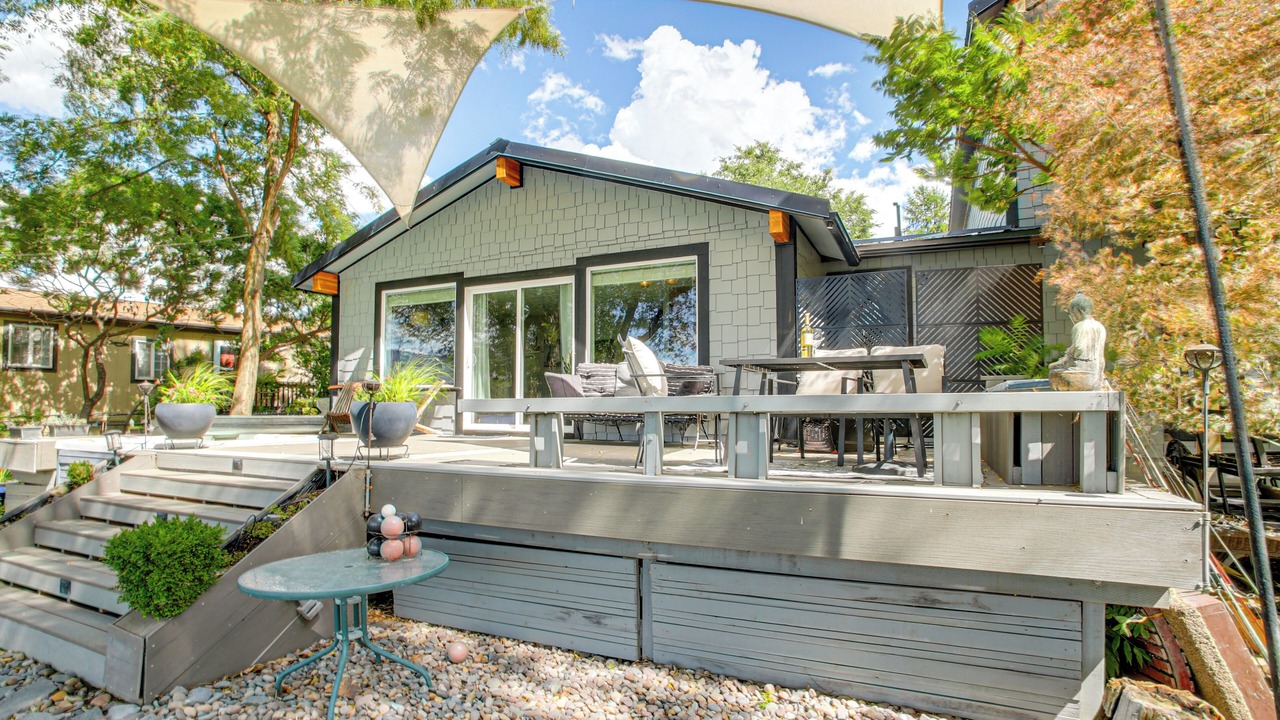 Photo of Patio Balcony in Tumtum