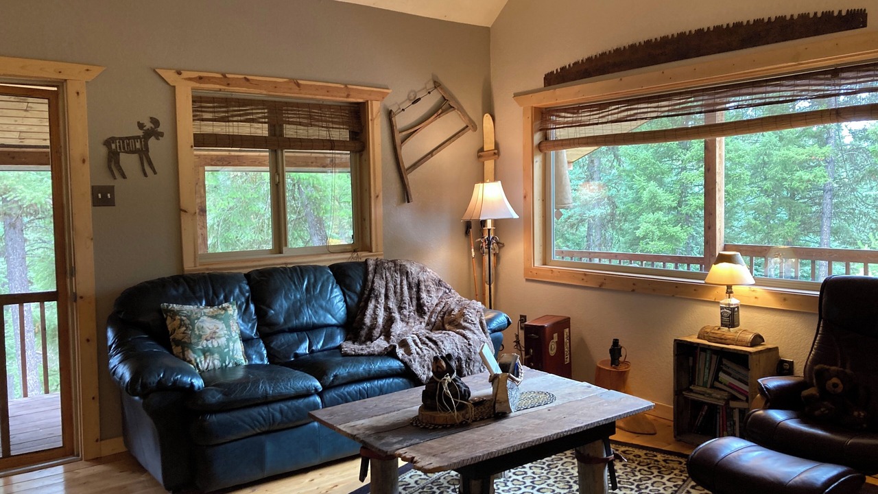 Photo of Livingroom in Seeley Lake